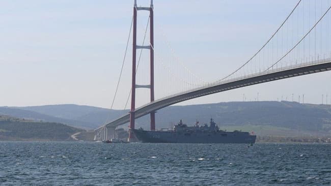 Çanakkale Boğazı'nda Makine Arızası Nedeniyle Gemi Trafiği Geçici Olarak Durduruldu