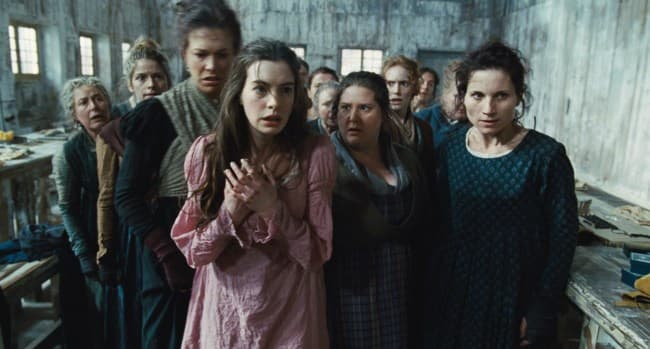 Anne Hathaway'in 'Yesteryear' Filmi ve 'Tradwife' Tartışmaları Sosyal Medyada Gündemde