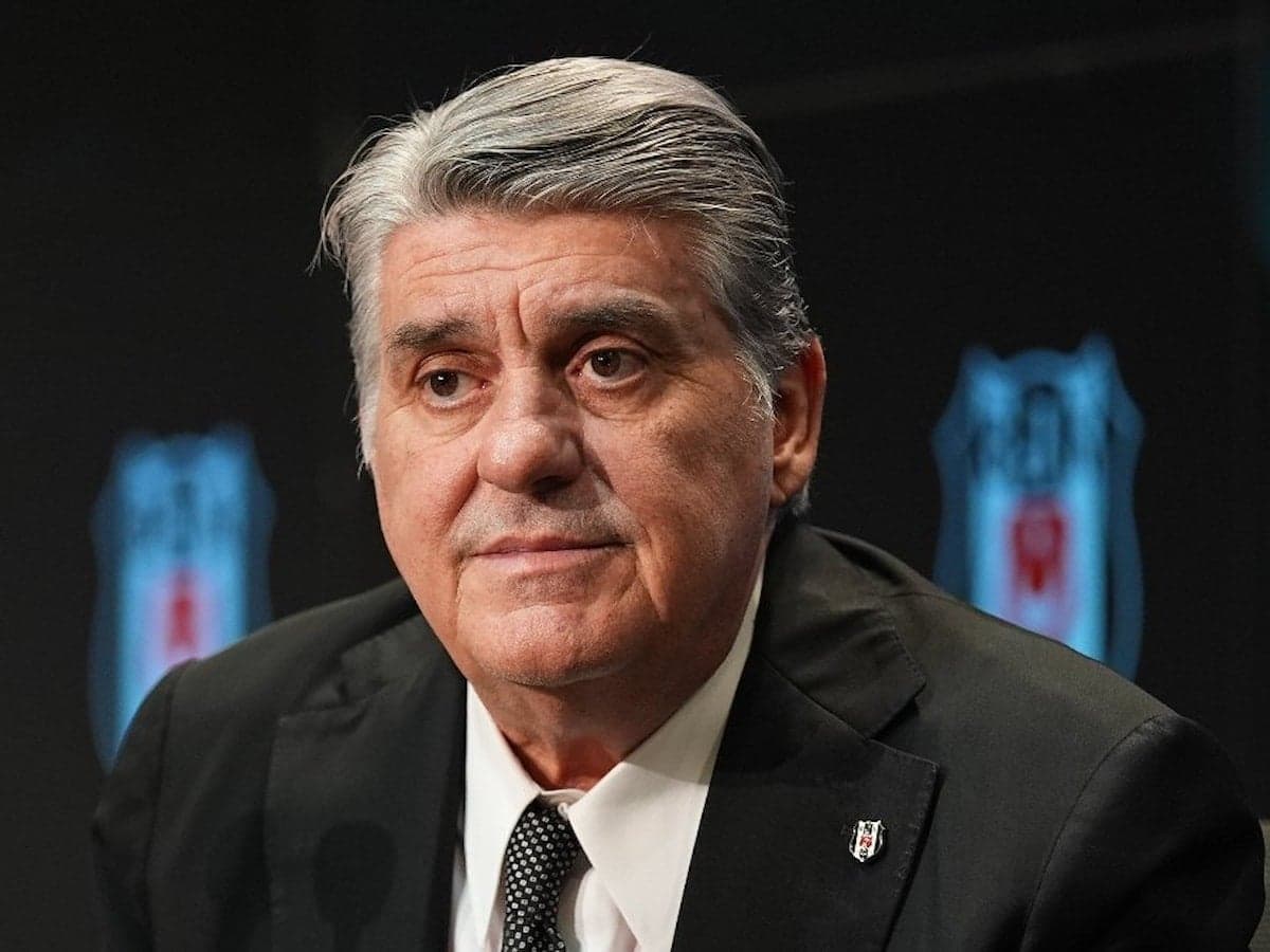 Serdal Adalı'dan Futbolcuların Sahaya Talimatla Çıkması Hakkında Açıklama