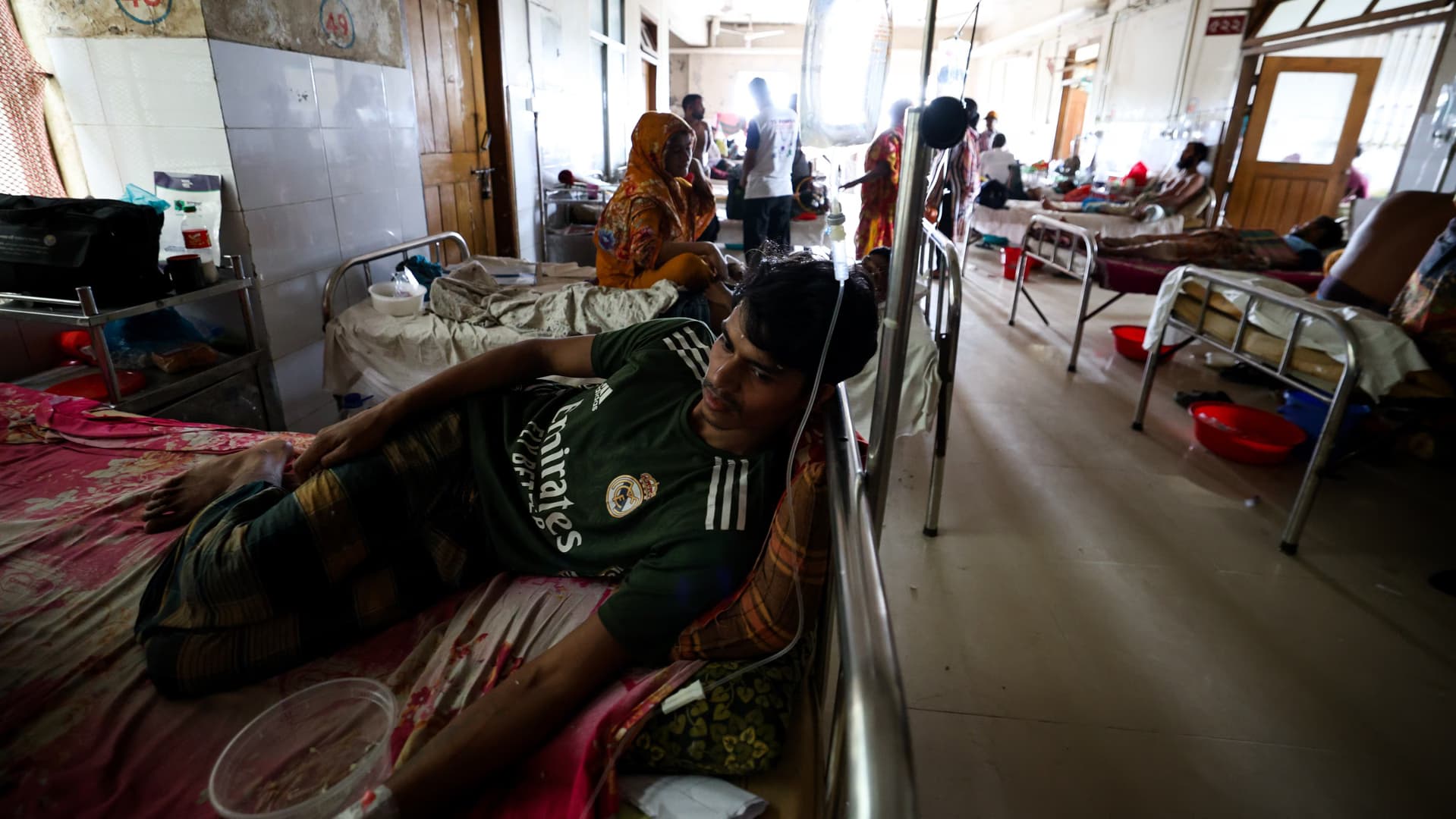 Bangladeş'te dang humması nedeniyle bu yıl hayatını kaybedenlerin sayısı 364'e yükseldi