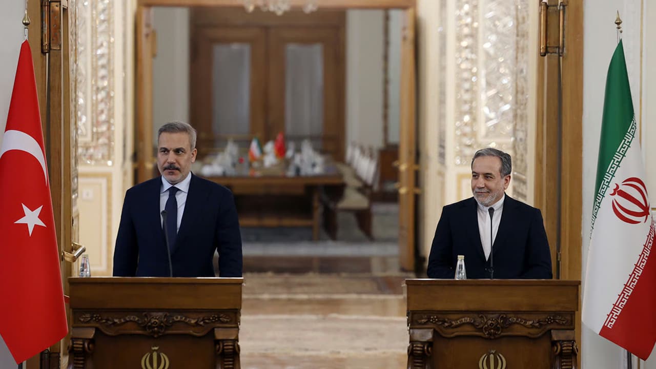 Turkish FM Fidan calls Iran’s Araghchi to offer condolences