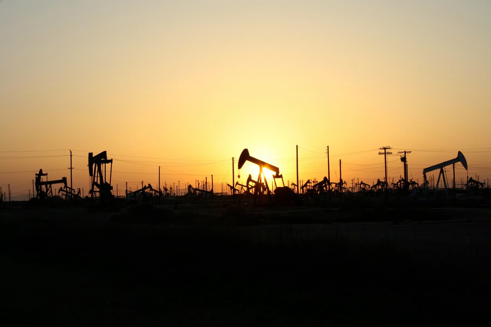 Orta Doğu gerilimi piyasaları sarstı: Brent petrol 110 dolara yaklaştı