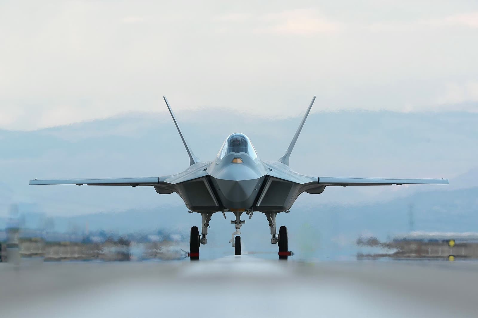 TUSAŞ chief says KAAN's P1 prototype is set to fly this year