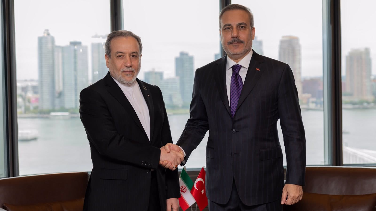 Fidan holds talks with Iran’s Araghchi at Turkish House in New York