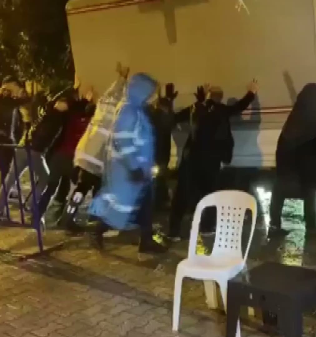 Ливни в Стамбуле и Анкаре: в Фатихе обрушилась дорога