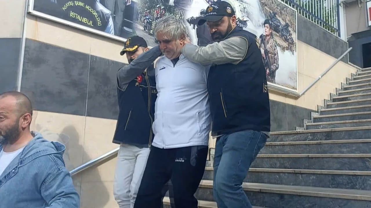 В Стамбуле задержали молдавского главаря банды с поддельным удостоверением