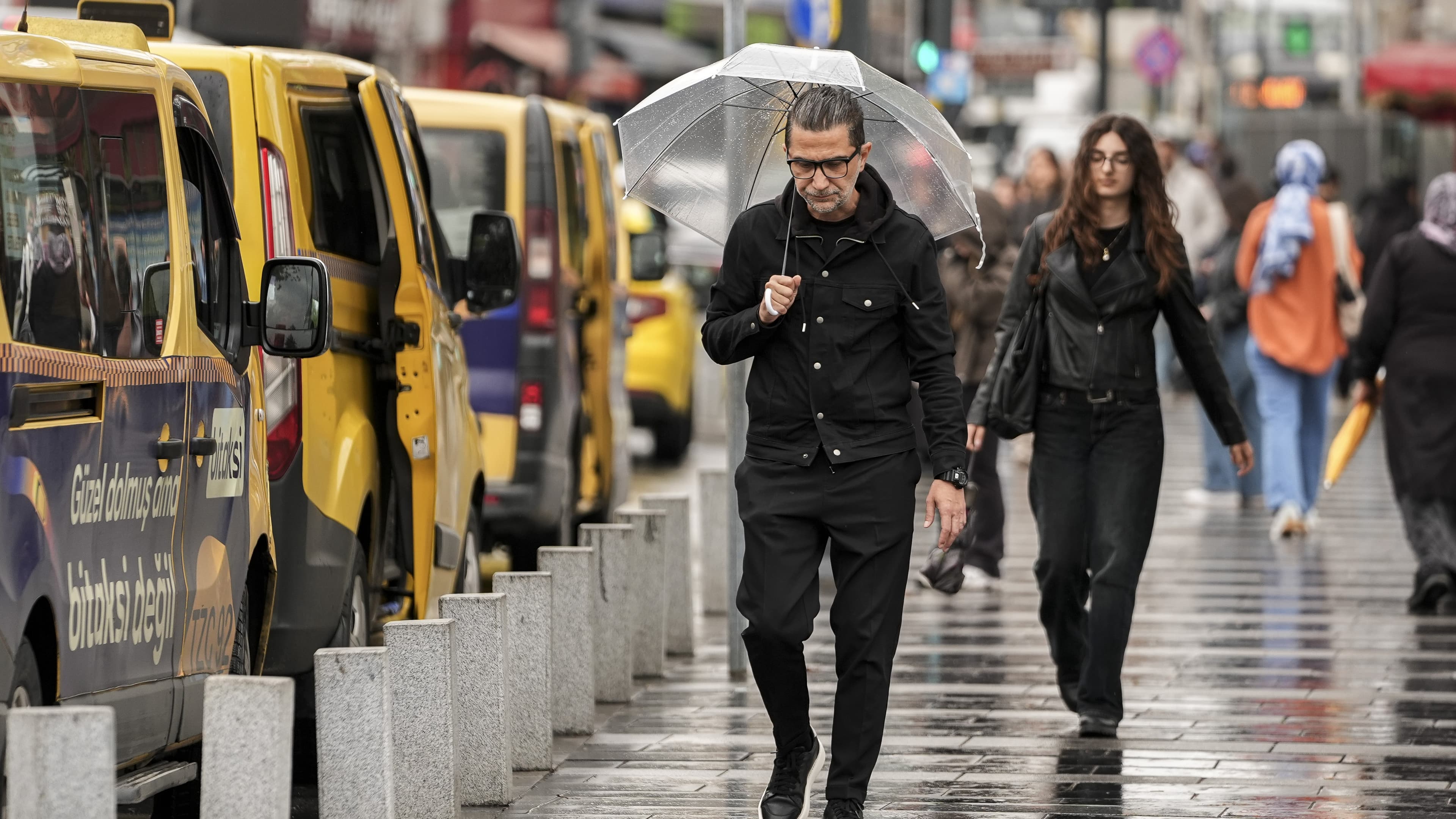 Intermittent downpours flood underpasses, homes and shops in Istanbul