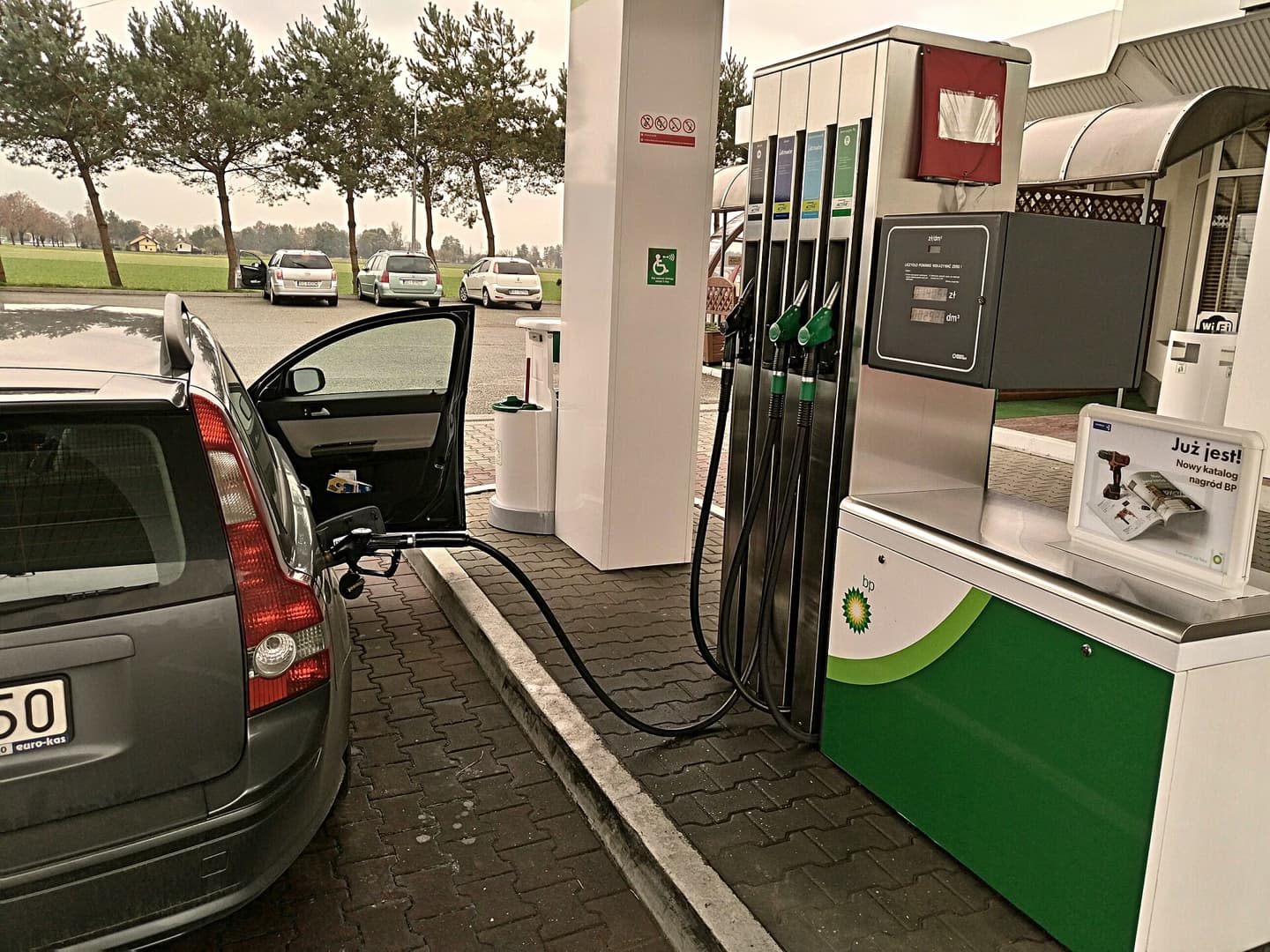 1 Ekim'de benzine 12,47 TL zam bekleniyor: Eşel mobil sona eriyor