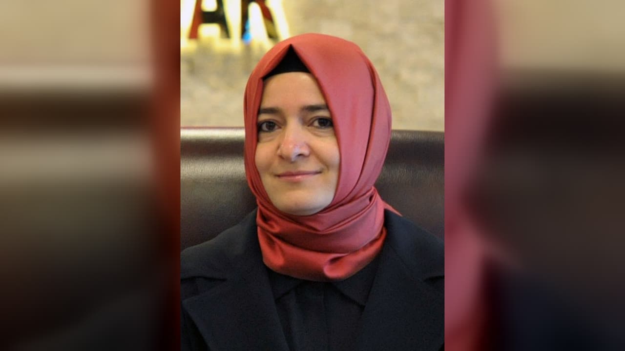 فاطمة بتول صايان كايا وزوجها يعيدان أرباح الصناديق إلى صندوق التأمين