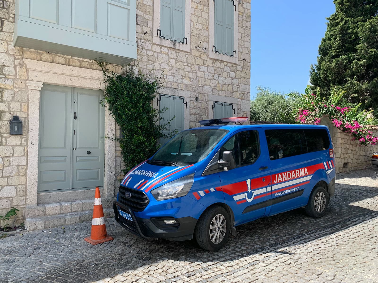Father detained over killing of 20-year-old in Antalya’s Gazipaşa