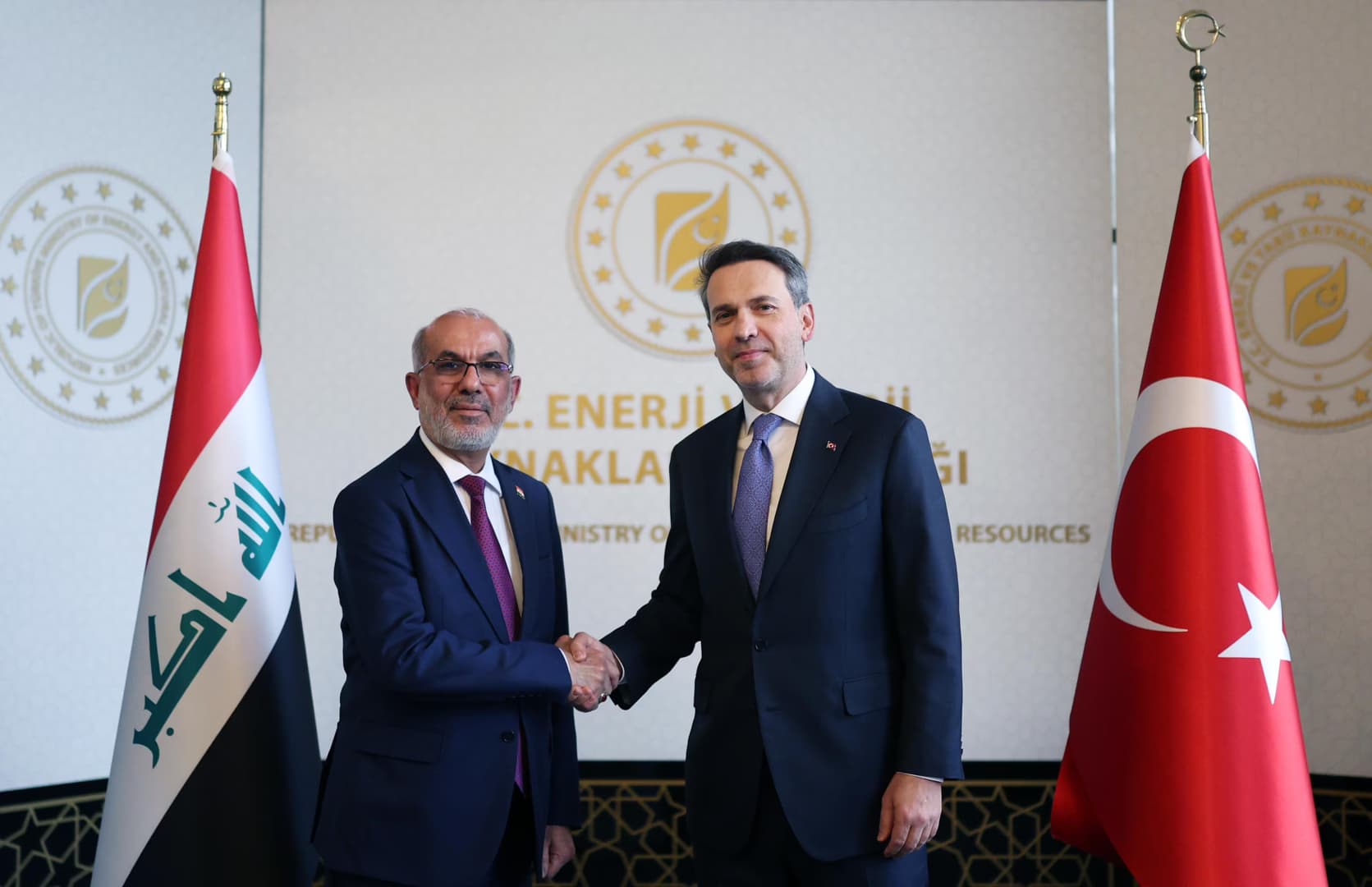 Bakan Bayraktar, Irak Petrol Bakanı Hudeyr ile enerji işbirliğini görüştü