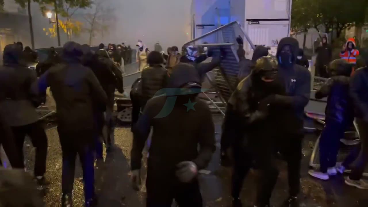 Fransa'da 'ikinci perde' protestolarından görüntüler